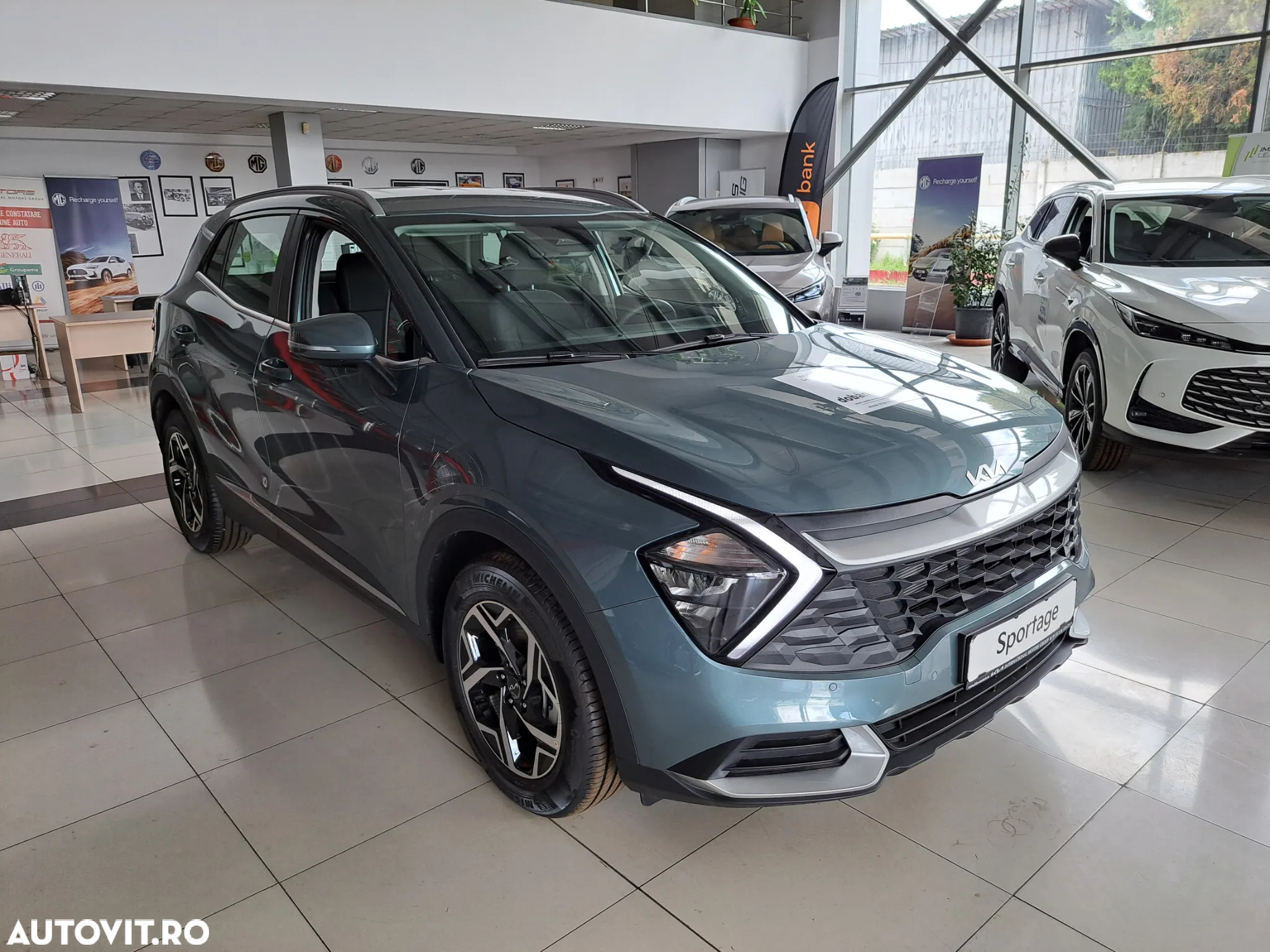 Kia Sportage 1.6 T-GDI 6MT 4x2 Urban - 3