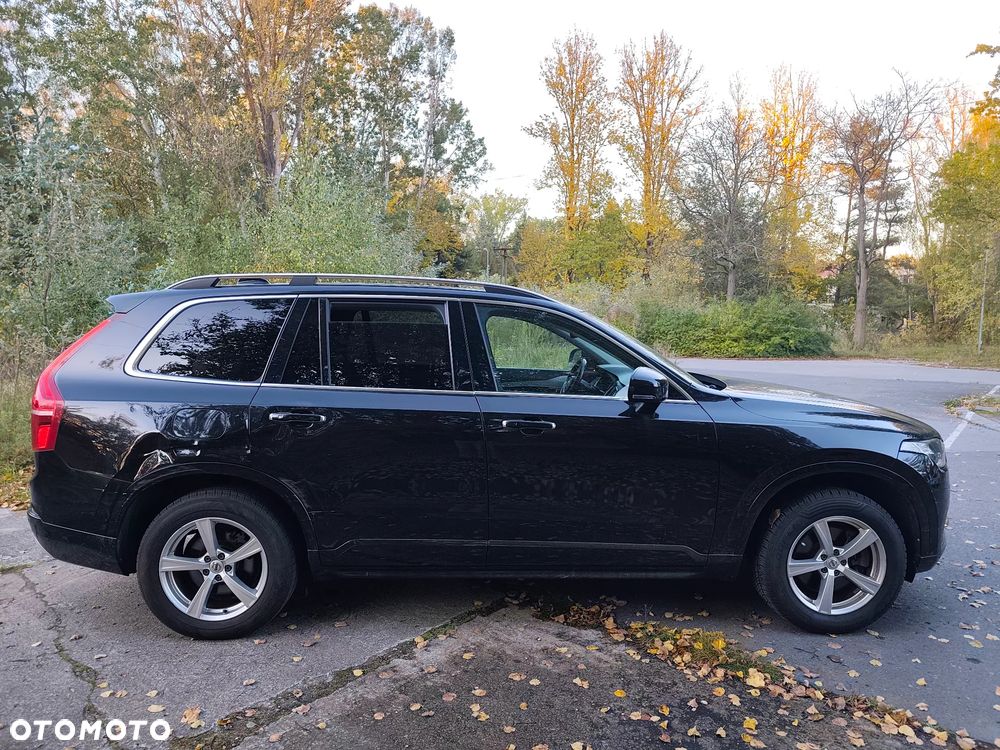 Volvo XC 90 - 7