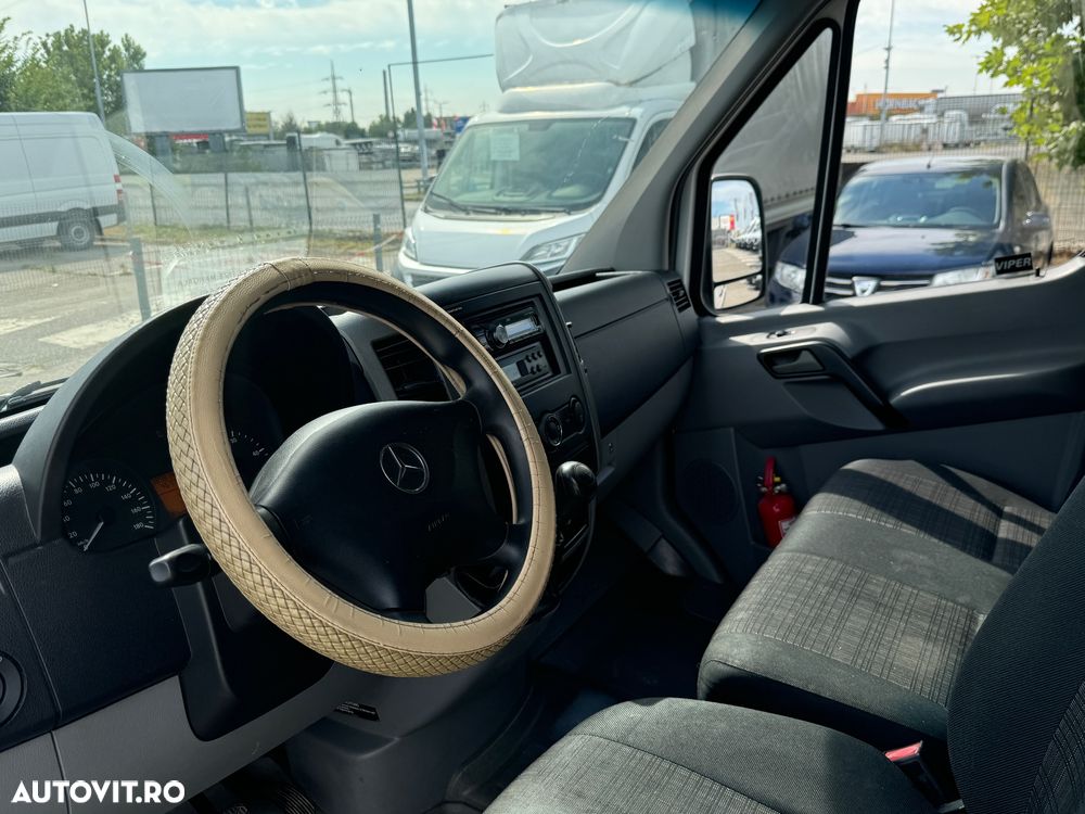 Mercedes-Benz Sprinter - 9
