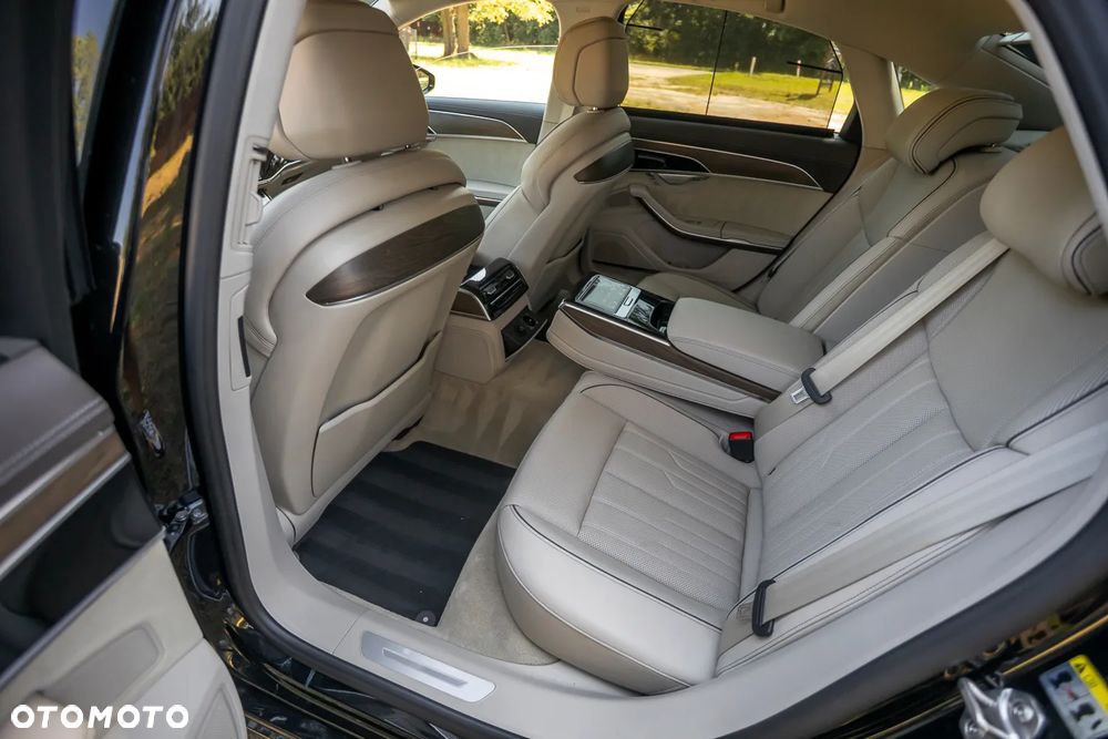 Audi A8 - 18