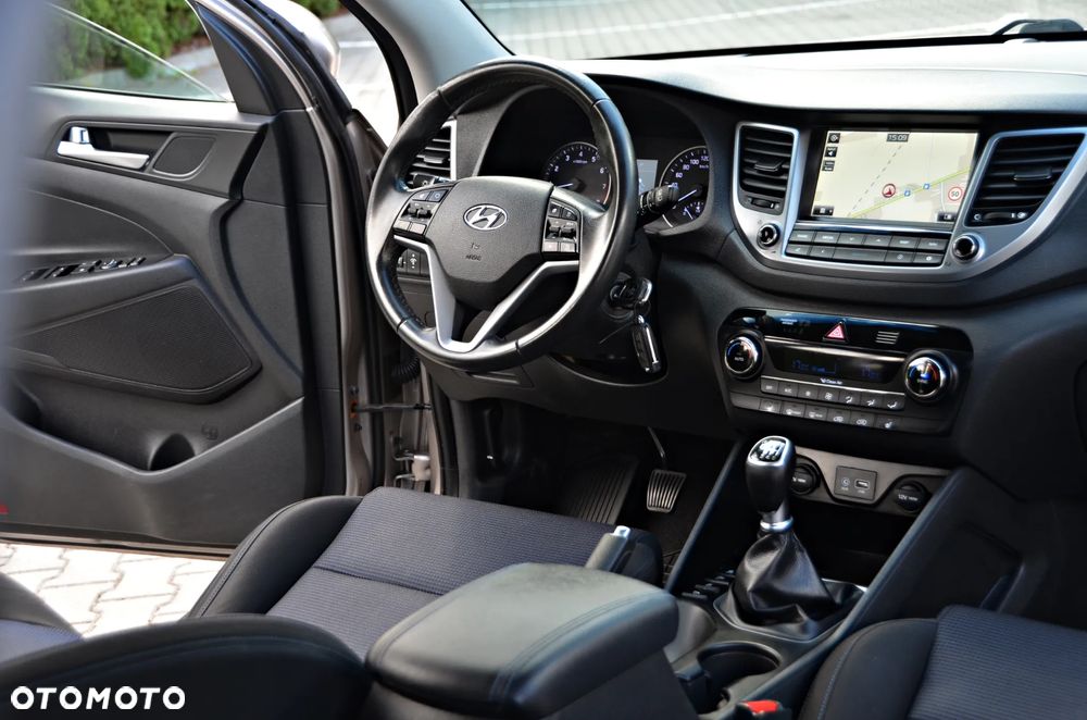 Hyundai Tucson 1.6 GDi 2WD Select - 31