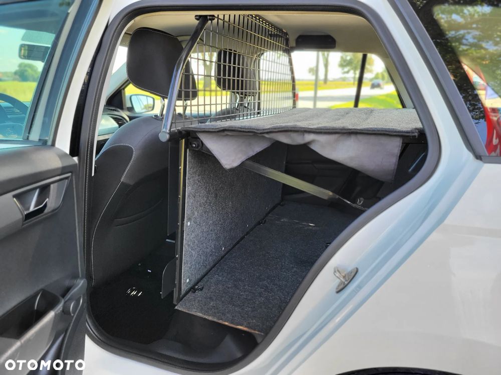 Skoda Fabia 1.0 Ambition - 11