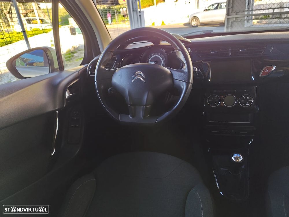 Citroën C3 1.2 PureTech Collection - 26