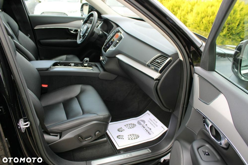 Volvo XC 90 B5 B AWD Core 7os - 22