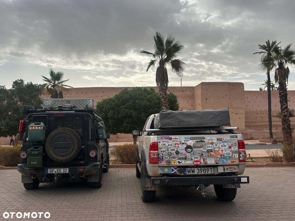 Toyota Hilux 3.0 D-4D SR5-X (lea) Platinium - 4