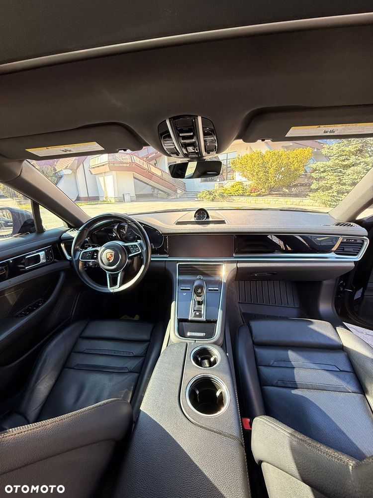 Porsche Panamera - 10