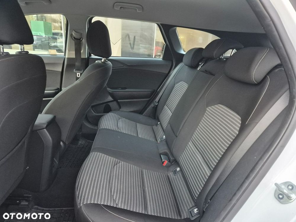 Kia Ceed 1.5 T-GDI M - 16