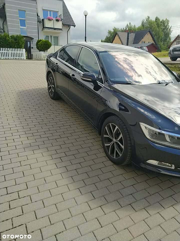 Volkswagen Passat - 3