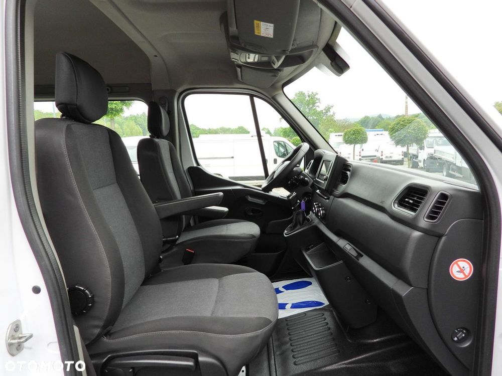 Renault MASTER FURGON BRYGADÓWKA 6 MIEJSC TEMPOMAT LEDY BLIŹNIACZE KOŁA KLIMATYZACJA  165KM - 34