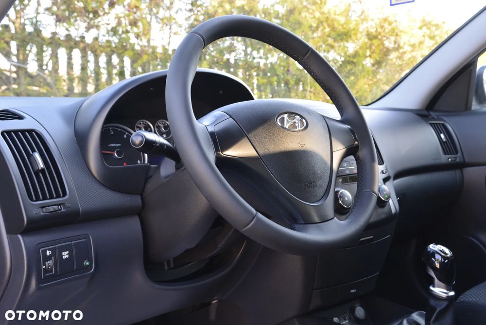 Hyundai i30 1.6 CRDi Base EU5 - 28