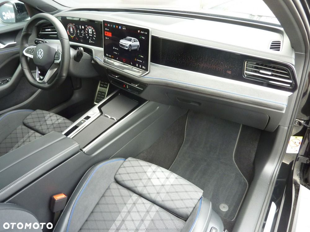 Volkswagen Passat - 14