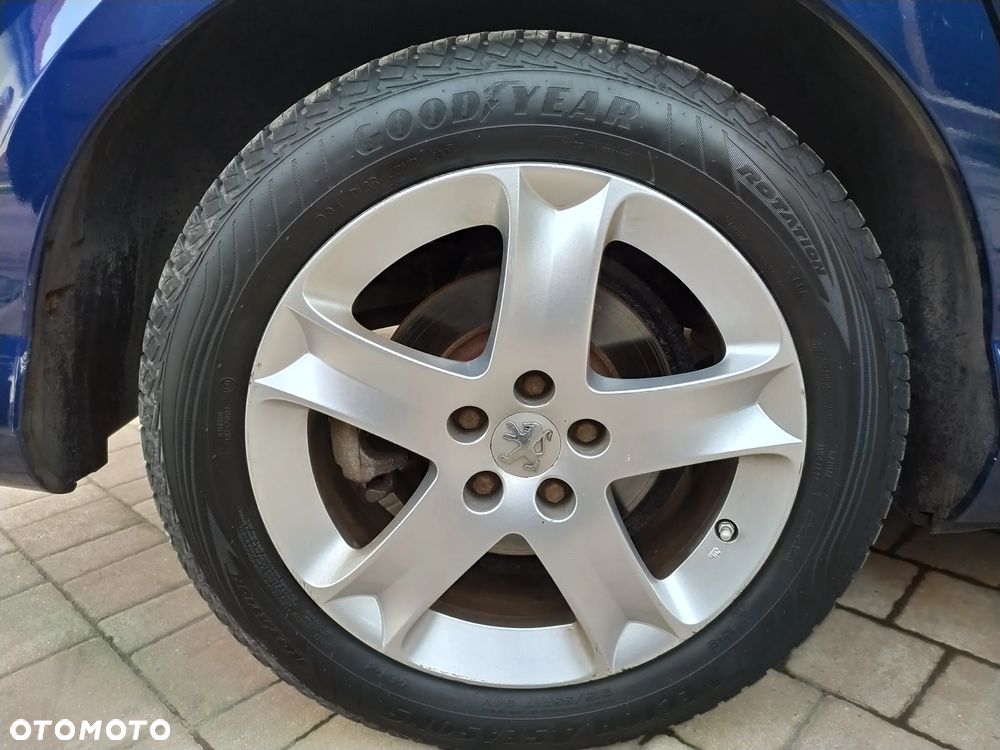 Peugeot 407 2.0 HDI ST Sport EU4 - 18