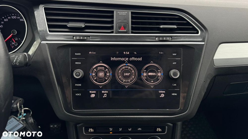 Volkswagen Tiguan 2.0 TDI SCR 4Motion (BlueMotion Tech) Comfortline - 22