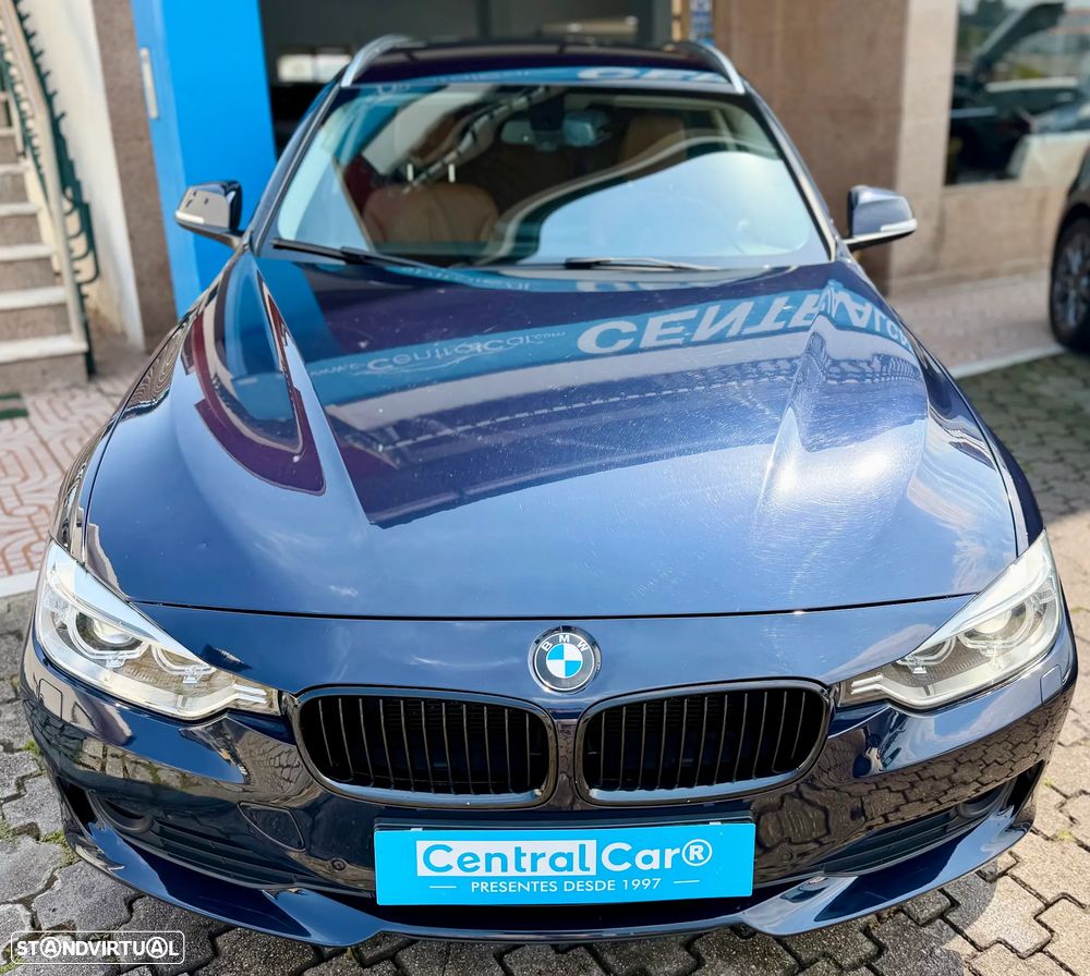 BMW 320 d Auto Line Luxury - 4
