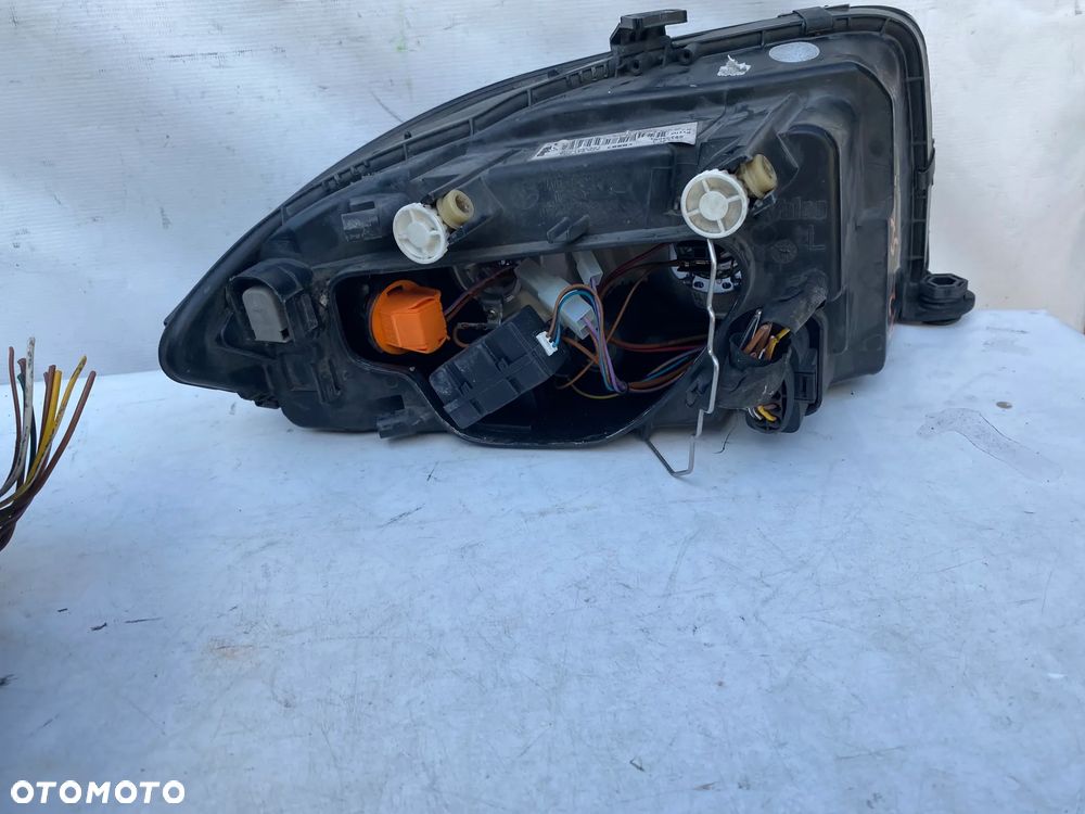 lampy audi a2 komplet eu całe - 8