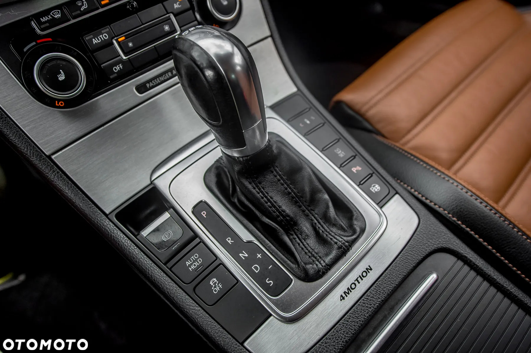 Volkswagen Passat Variant 3.6 V6 4Motion DSG Highline - 32