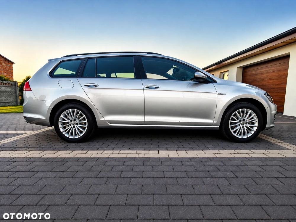 Volkswagen Golf 1.6 TDI BlueMotion Trendline - 3