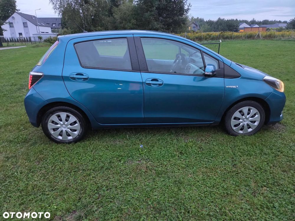 Toyota Yaris 1.5 VVT-i Club - 4