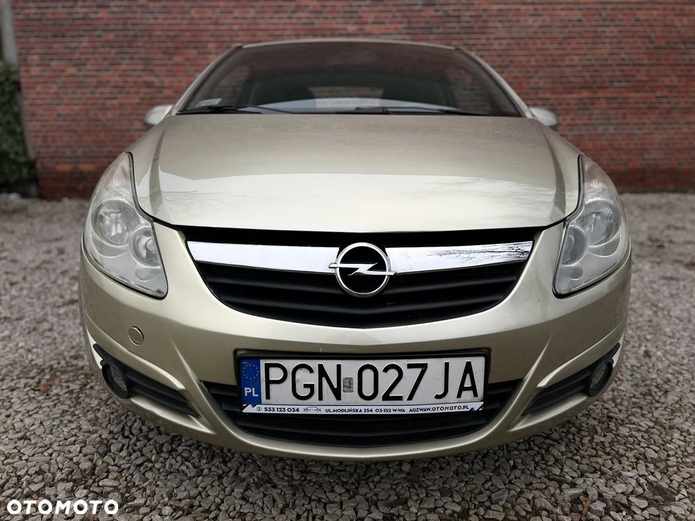 Opel Corsa 1.4 16V Enjoy - 26