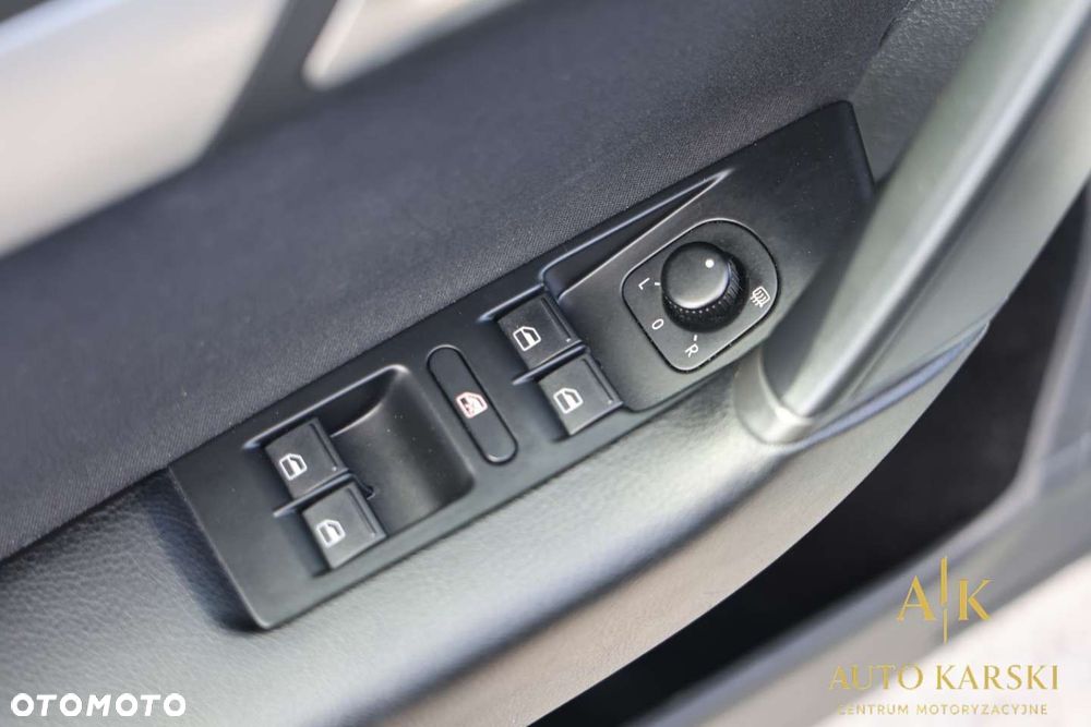 Volkswagen Passat - 20