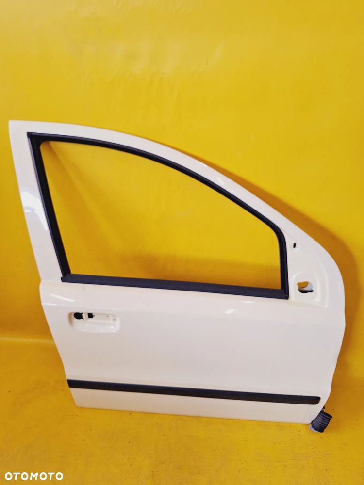 DRZWI PRAWY PRZÓD PRAWE PRZEDNIE FIAT PANDA II LAK: 541 03-06 HB 5D NR1868 - 2