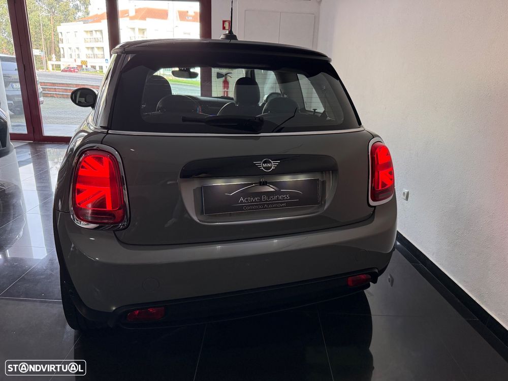 MINI 3 Portas Cooper SE Classic - 8