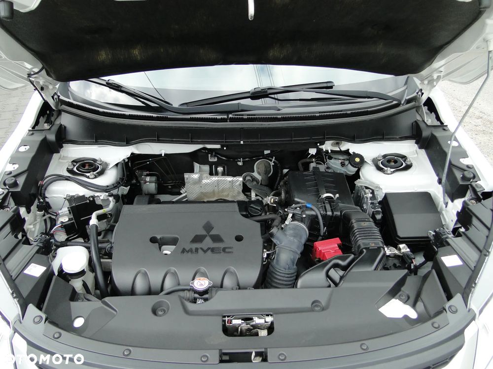 Mitsubishi ASX 2.0 Instyle 4WD CVT - 32