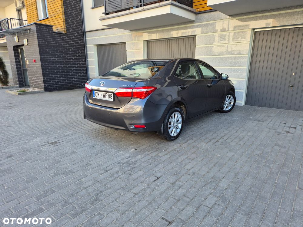 Toyota Corolla 1.6 Comfort - 5