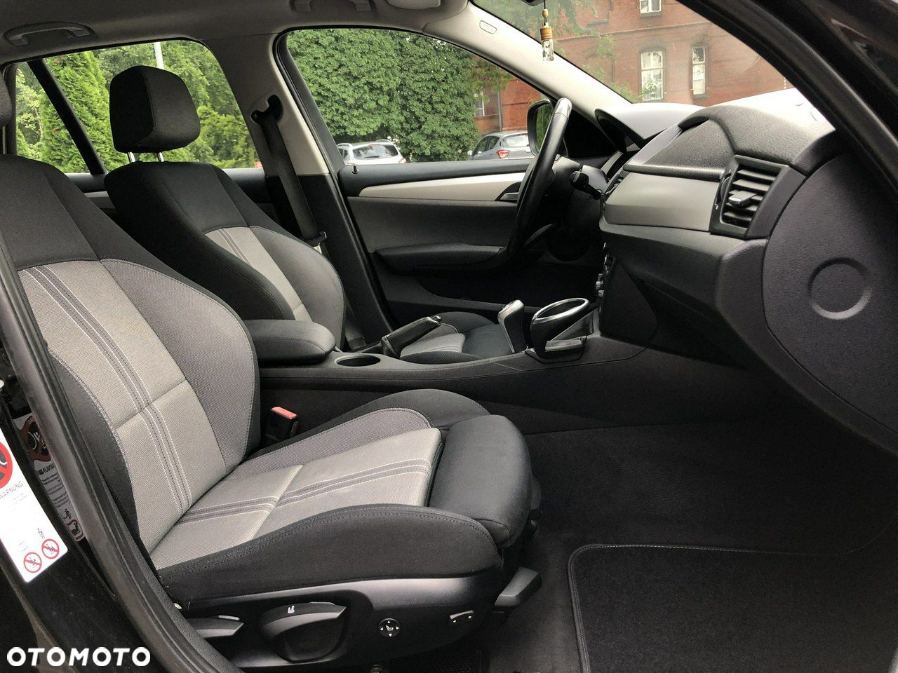 BMW X1 - 10