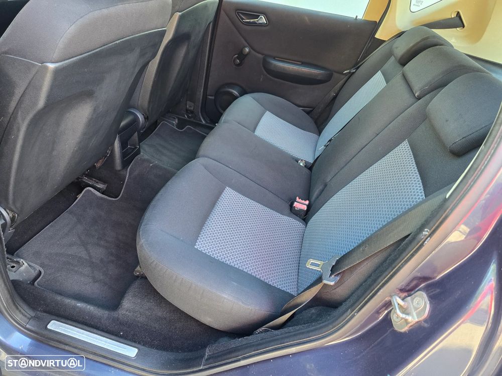 Mercedes-Benz A 150 - 24