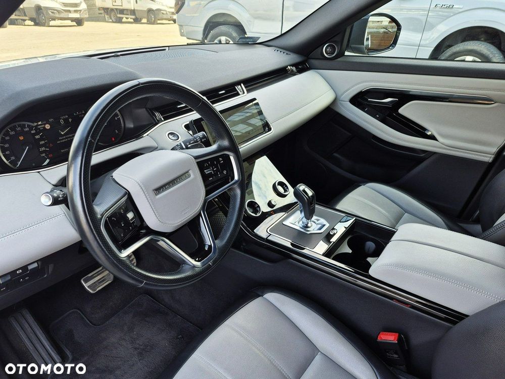 Land Rover Range Rover Evoque - 22