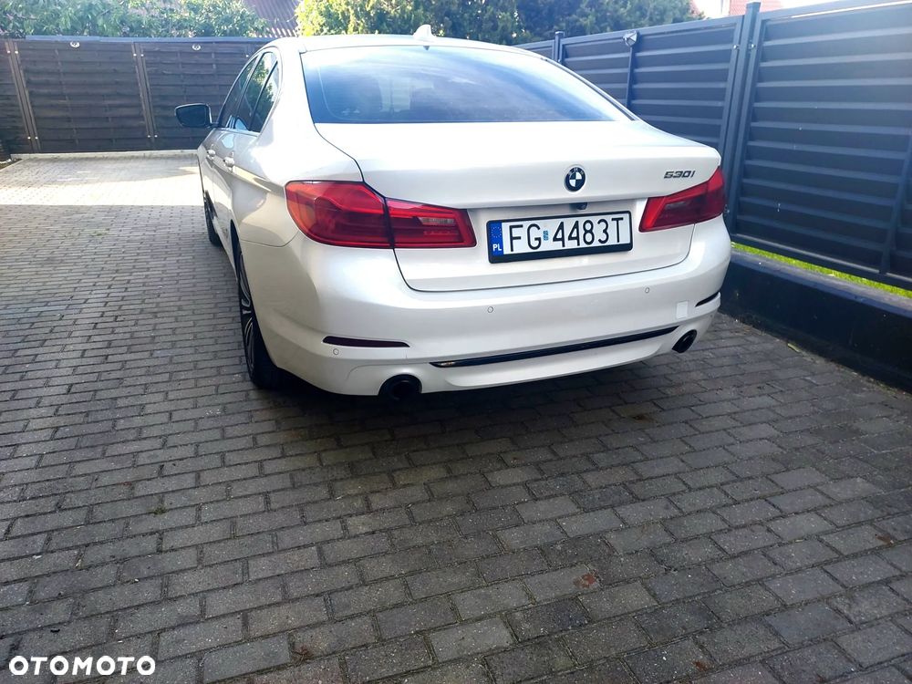 BMW Seria 5 530i GPF Sport Line sport - 6