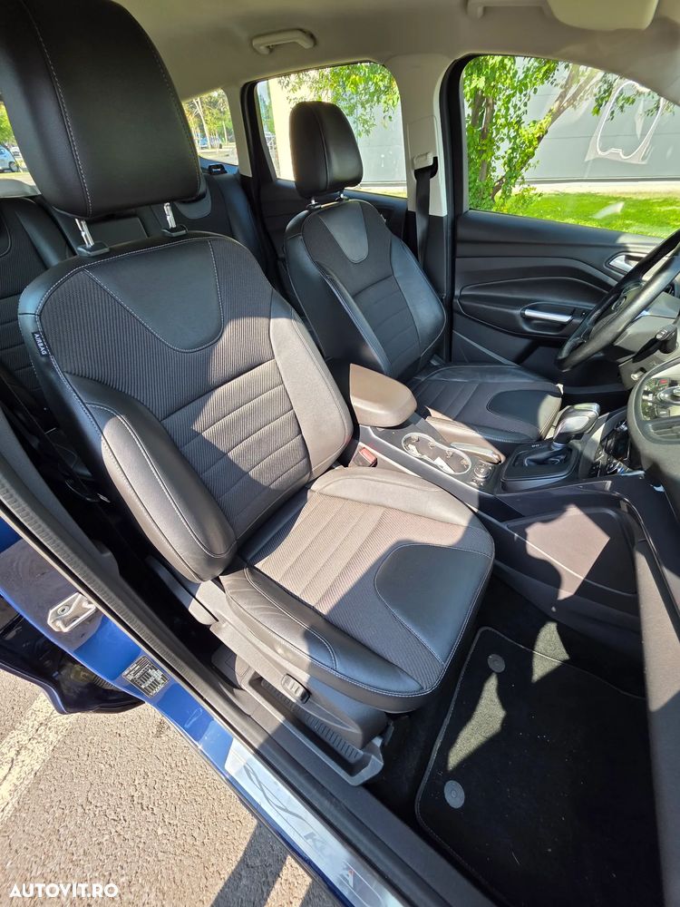 Ford Kuga 2.0 TDCi 4WD Powershift Titanium - 11
