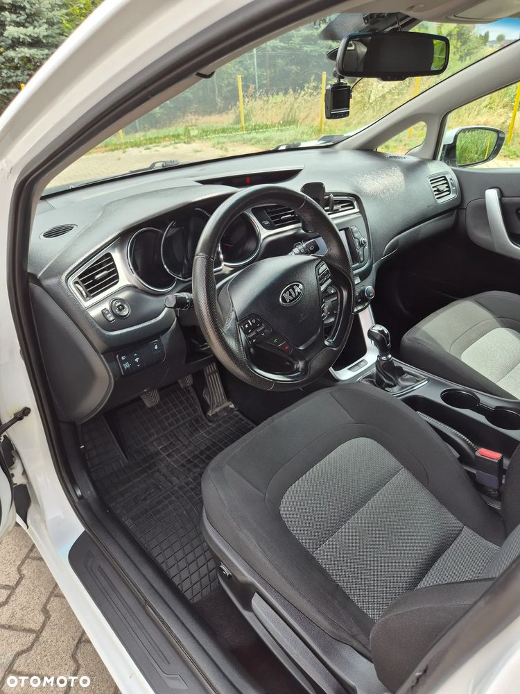 Kia Ceed 1.6 CRDi L Business Line - 13