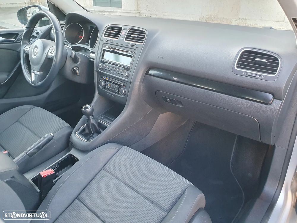 VW Golf 1.6 TDi Confortline - 24