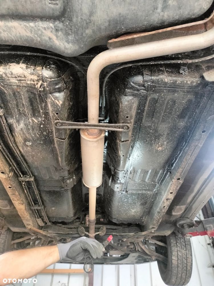Toyota Yaris 1.3 - 21