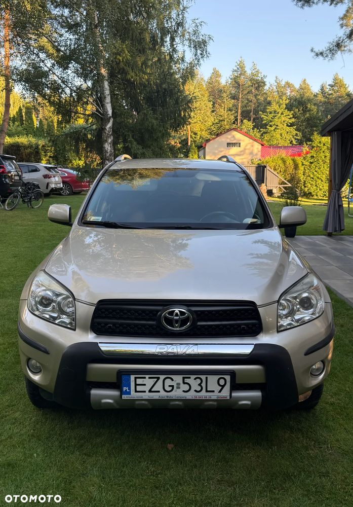 Toyota RAV4 2.2 D-4D Prestige - 1