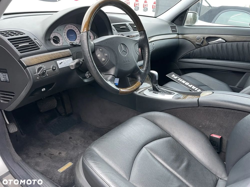 Mercedes-Benz Klasa E 500 Avantgarde Sport Edition - 21