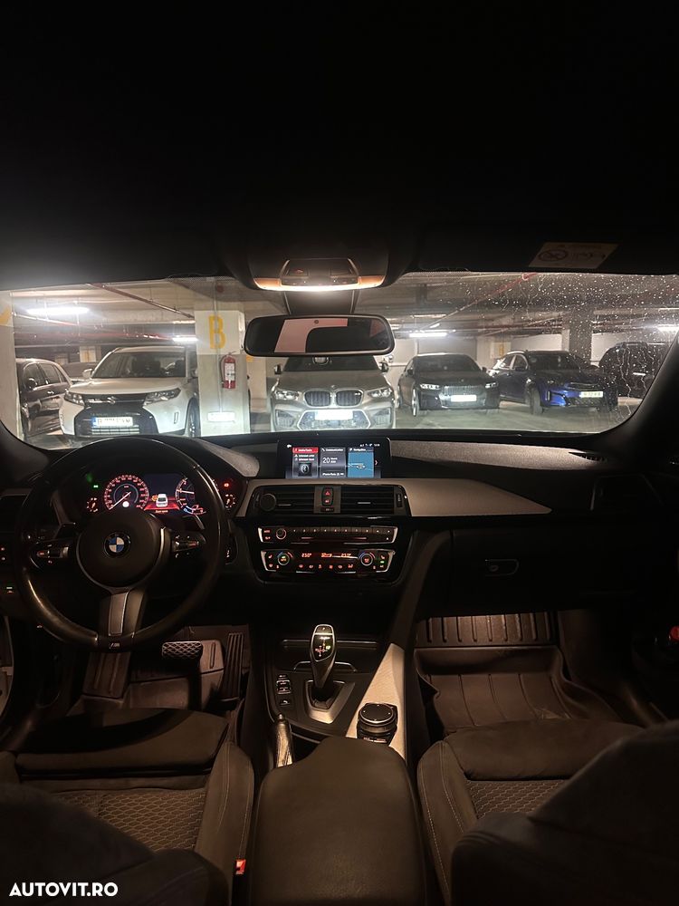BMW Seria 3 330i xDrive AT M Sport Shadow - 12