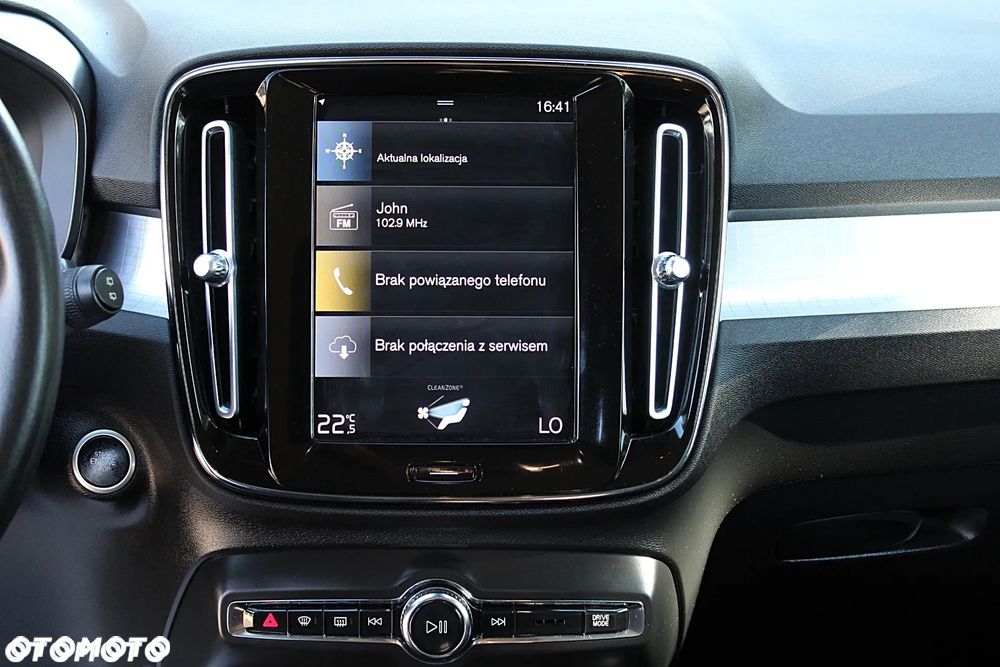 Volvo XC 40 T3 - 21