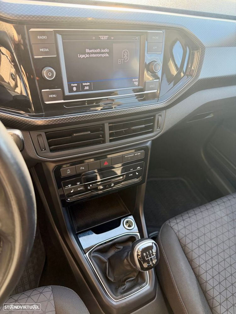 VW T-Cross 1.0 TSI Life - 23