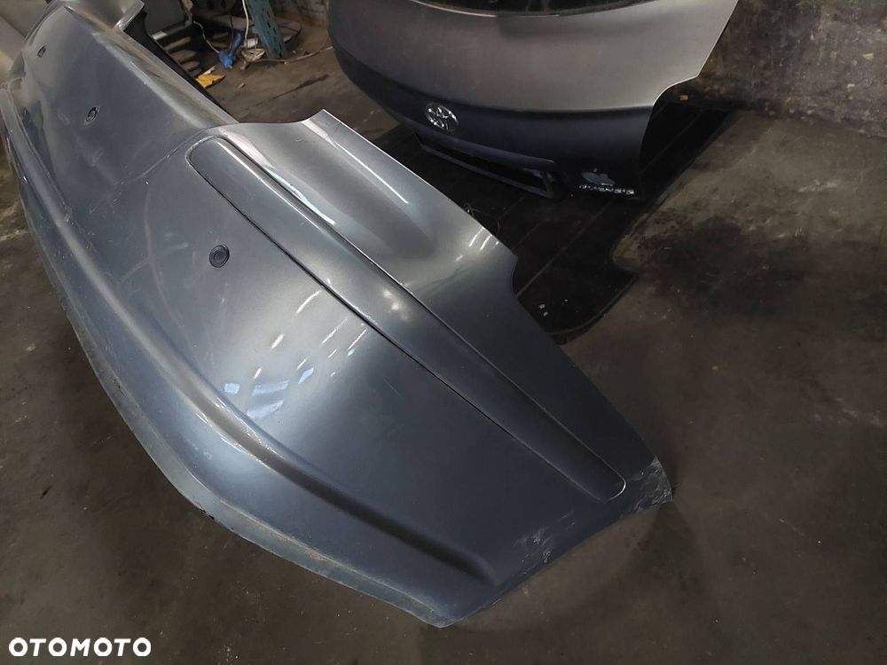 KOMPLETNY TYŁ KLAPA BAGAŻNIKA ZDERZAK LAMPY AVENSIS T25 HB 5D 1E5 - 5