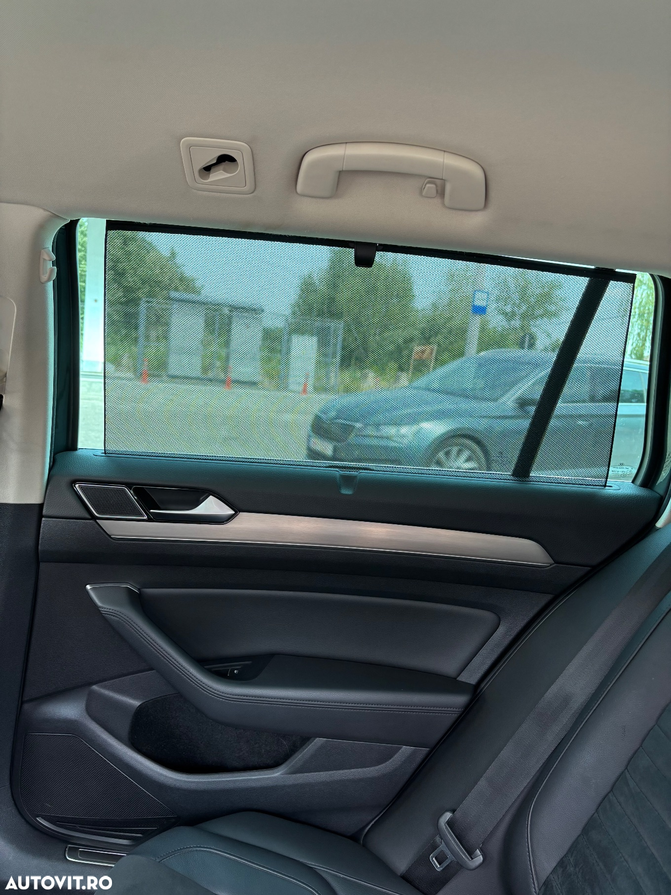 Volkswagen Passat Variant 2.0 TDI DSG (BlueMotion Technology) Highline - 14