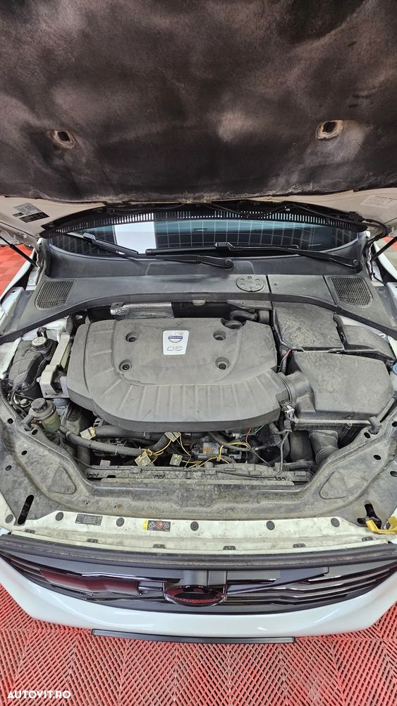 Volvo XC 60 D5 AWD Summum - 16