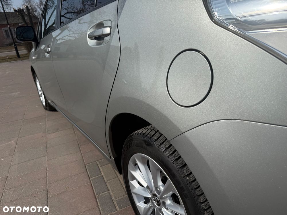 Toyota Verso 2.0 D-4D Travel - 16