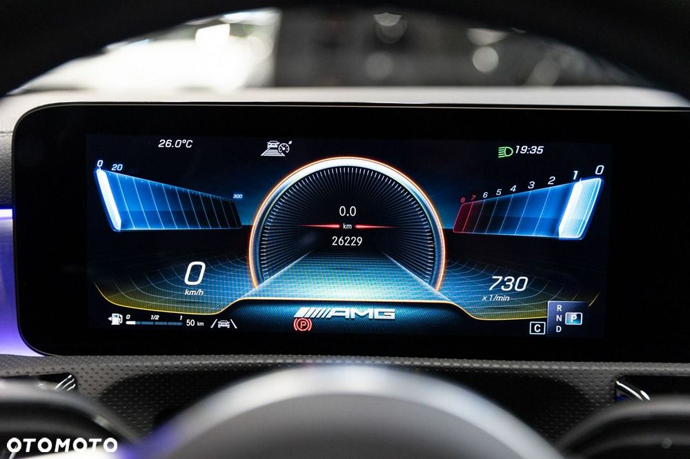 Mercedes-Benz CLA AMG 45 S 4-Matic+ 8G-DCT - 38