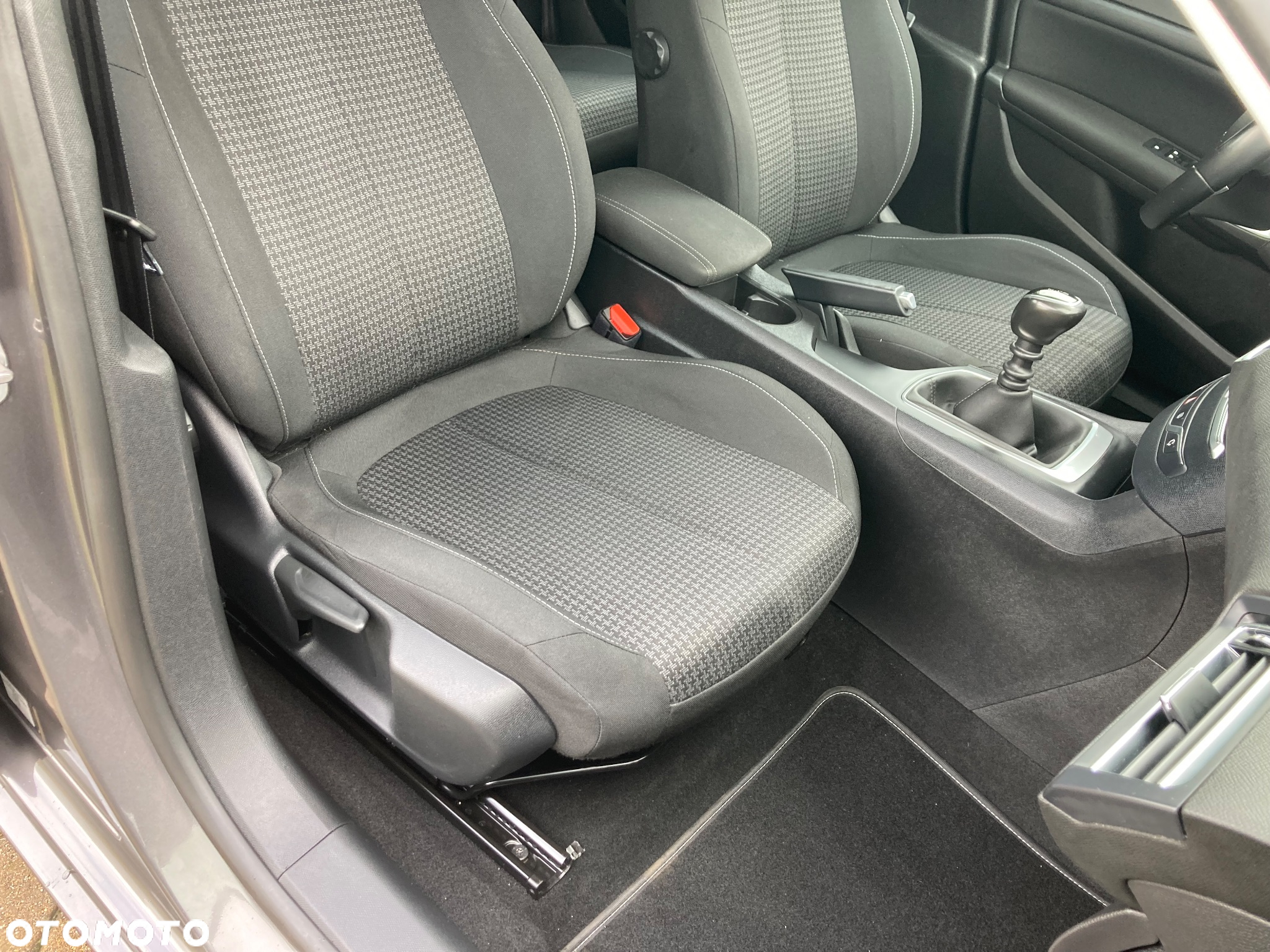 Peugeot 308 - 9
