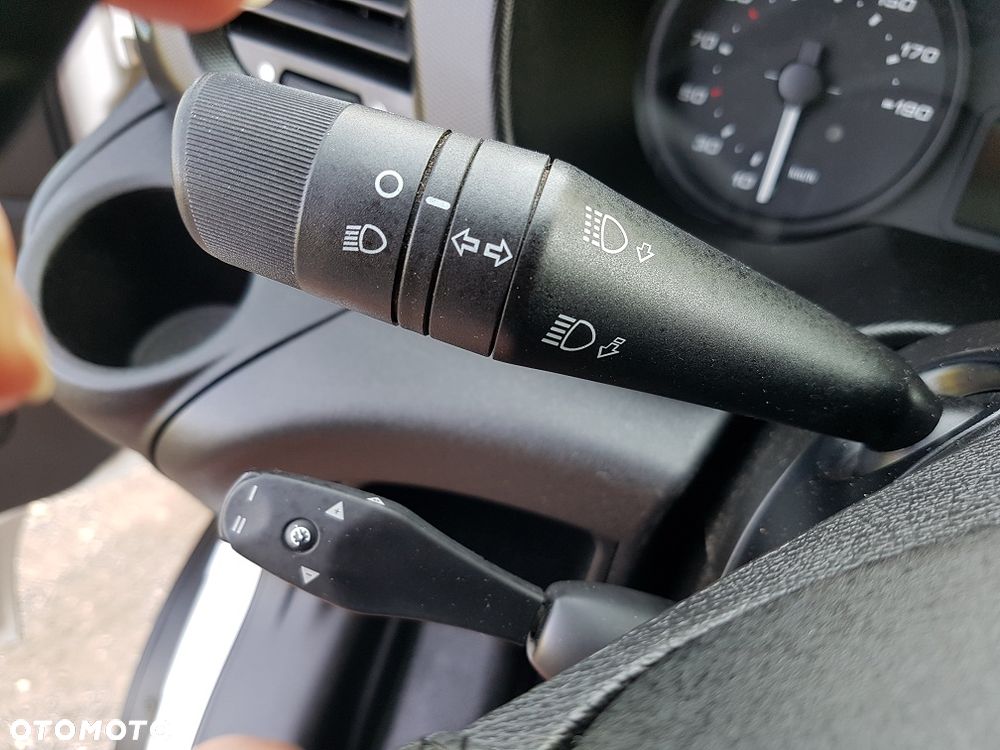 Iveco DAILY - 28