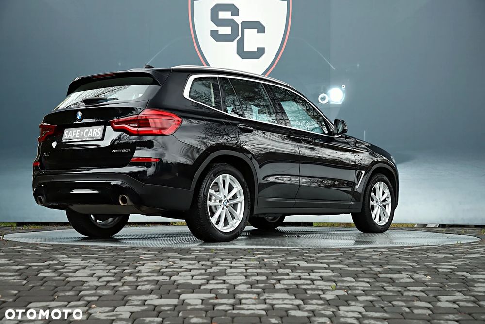 BMW X3 xDrive20i GPF Advantage - 9
