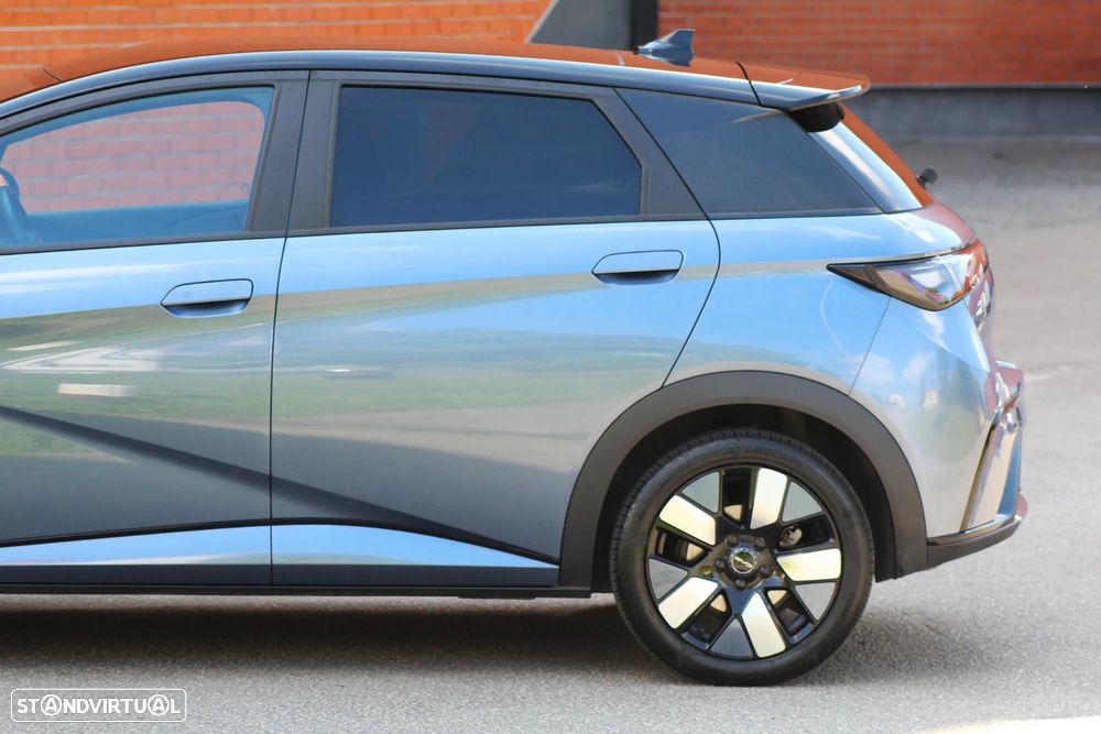 BYD Dolphin 60.4 kWh Design - 16